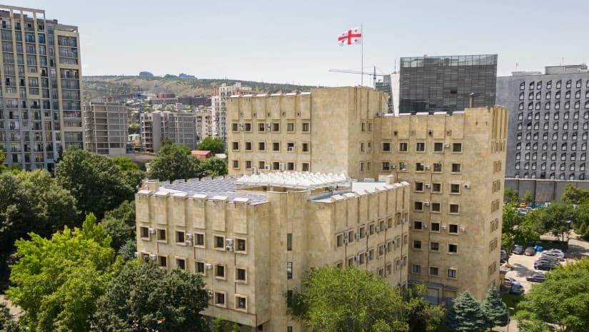 პროკურატურაში მიმდინარე გამოძიების ფარგლებში რამდენიმე არასამთავრობო ორგანიზაციის საბანკო ანგარიშებს ყადაღა დაედო