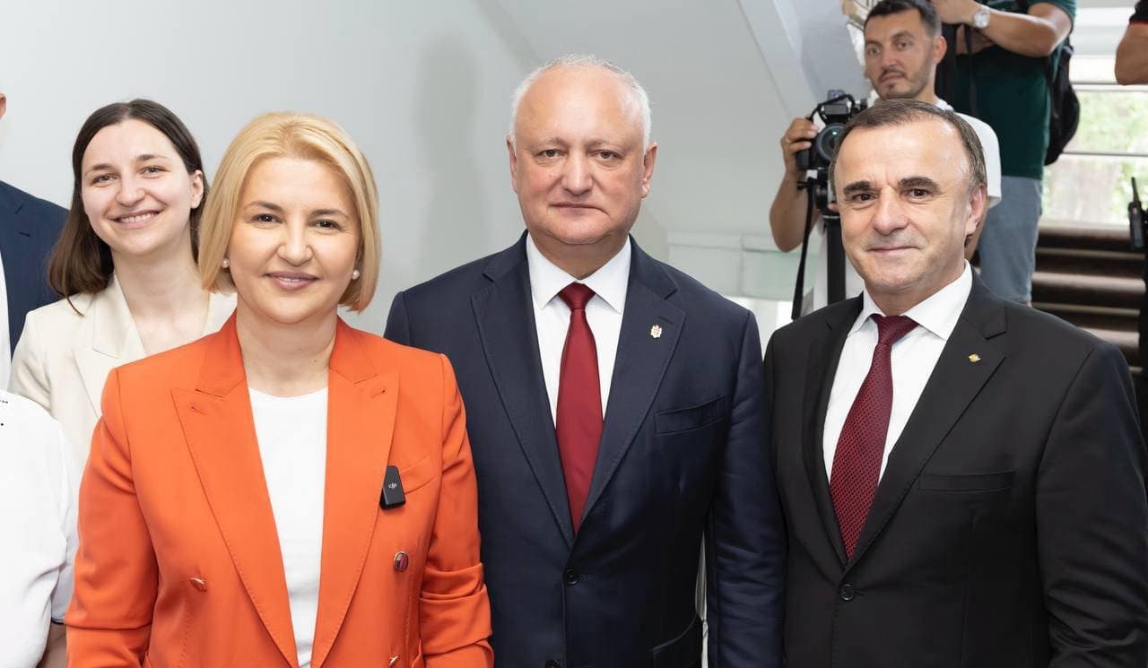 Frontnews image description