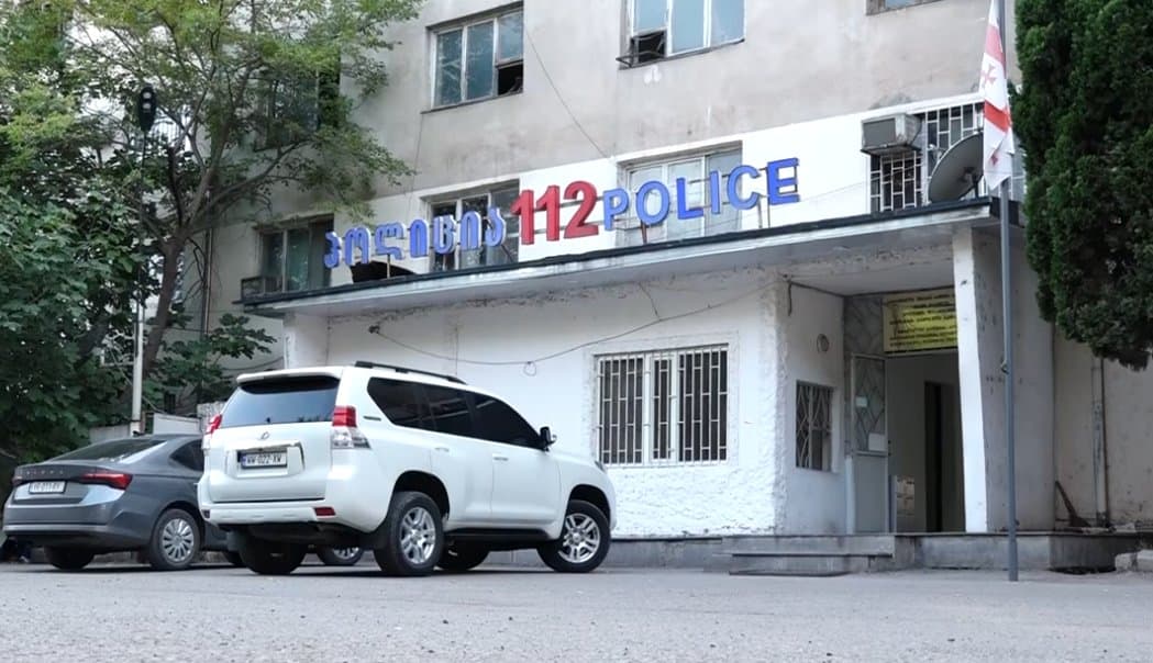 Frontnews image description