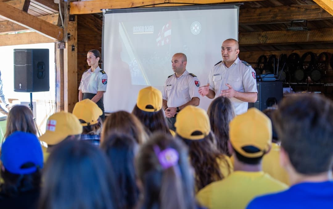 შაორის ახალგაზრდულ ბანაკში სამხედრო დღე მოეწყო