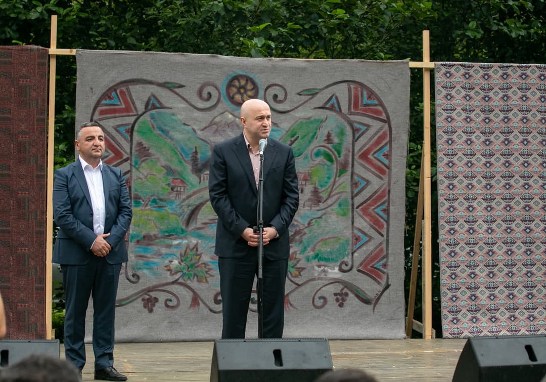 სულხან თამაზაშვილი მაჭახელას ხეობაში  სახალხო დღესასწაულს დაესწრო