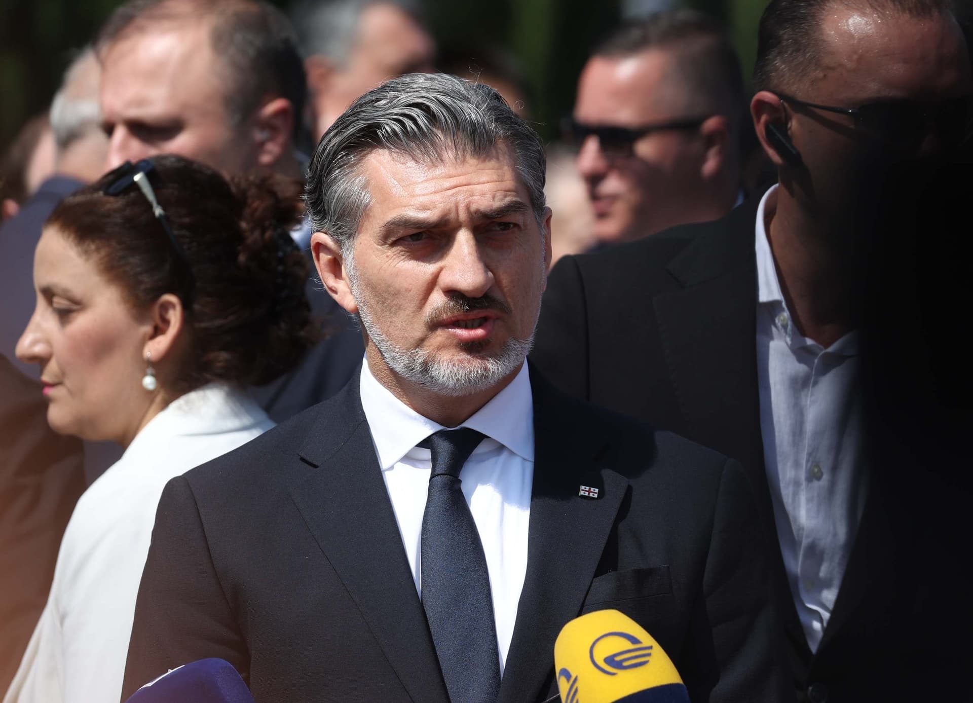 Frontnews image description