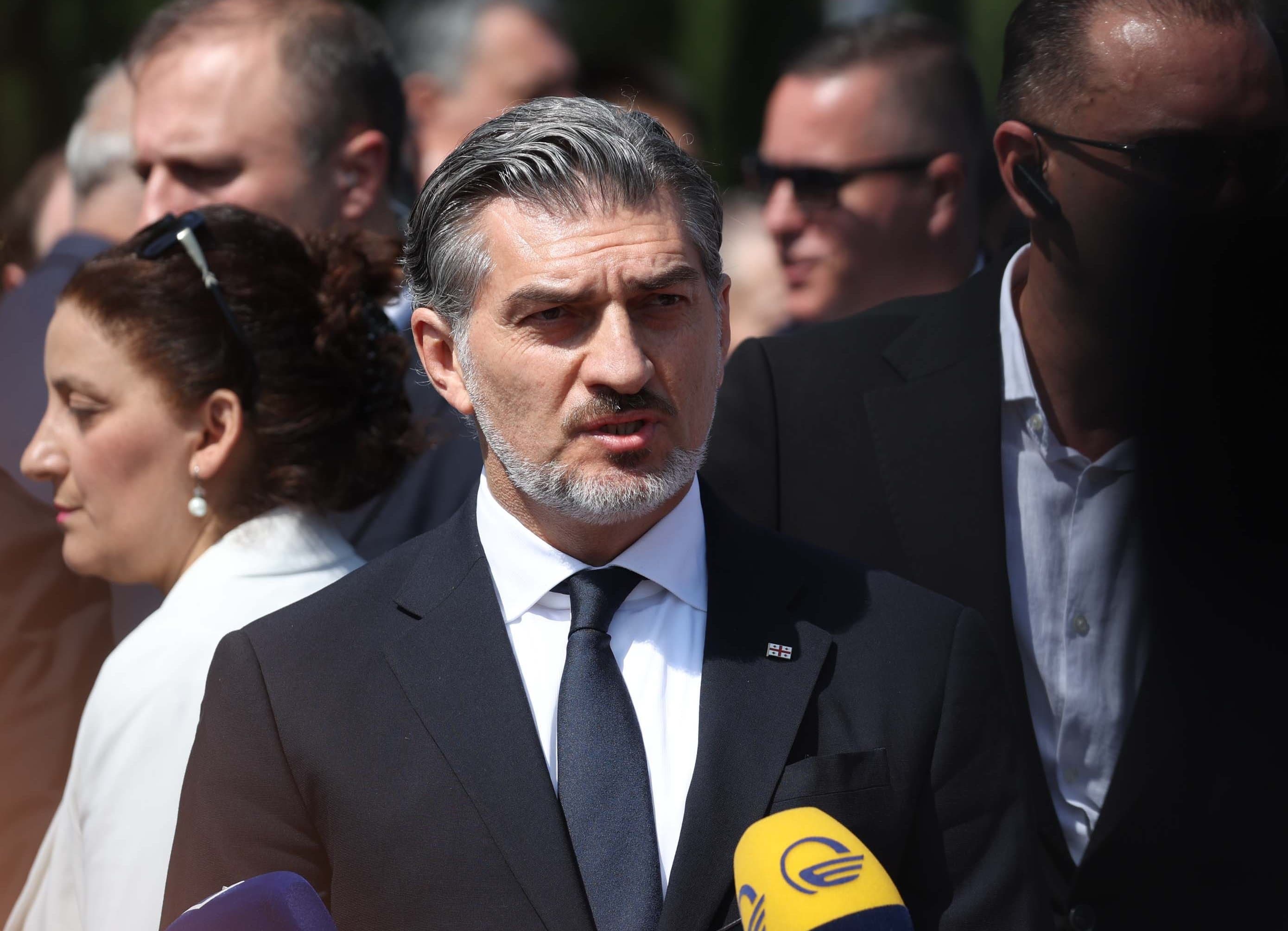 Frontnews image description