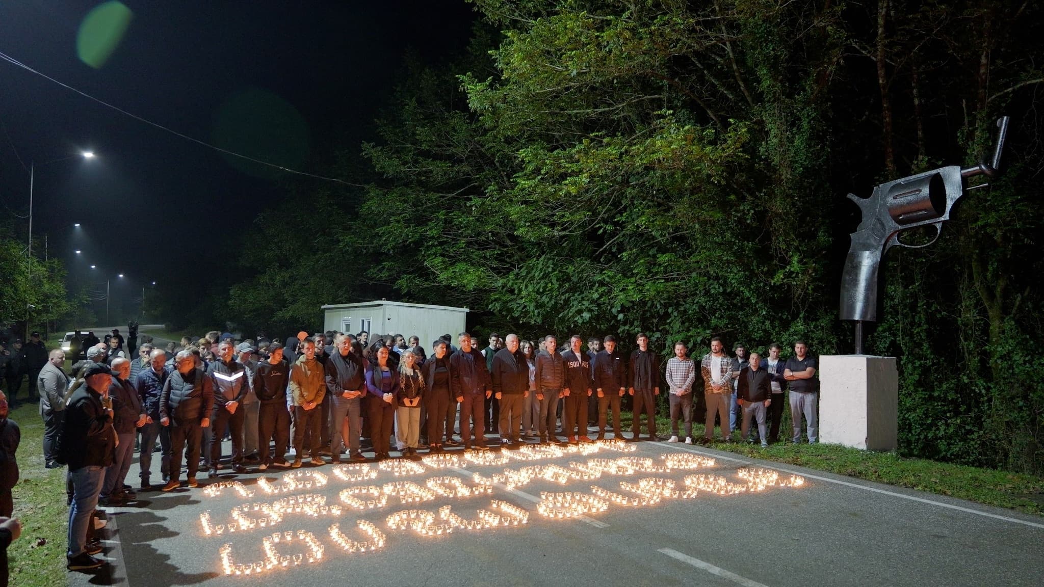 Frontnews image description