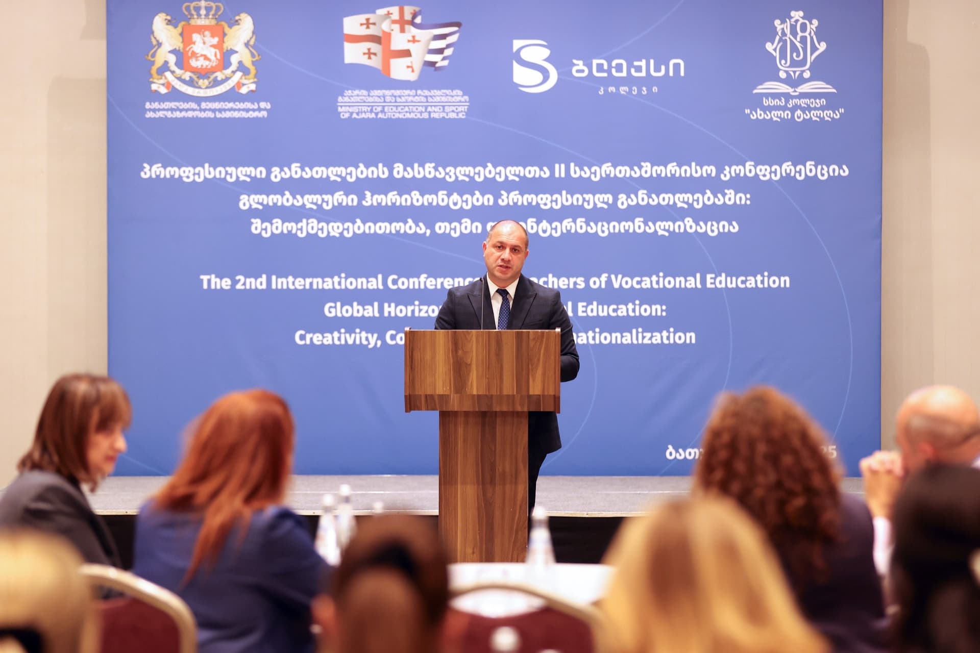 Frontnews image description