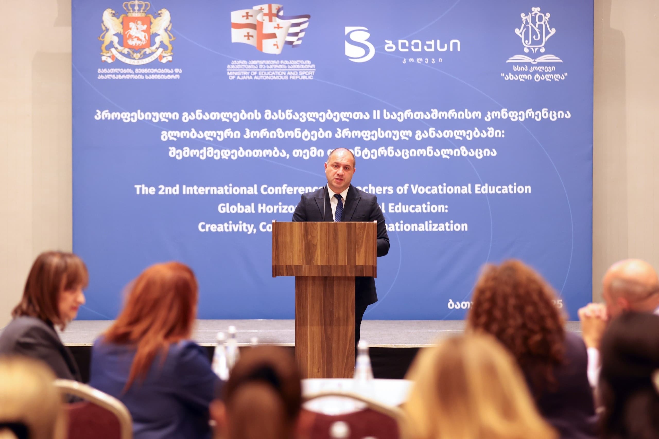 Frontnews image description