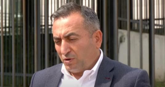 ადვოკატი - ზურაბ ზვიადაური დაკავებას პოლიტიკას არ უკავშირებს, გადამოწმების მიზნით გააჩერეს, იარაღი ამოიღეს