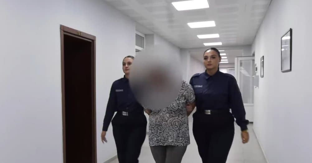 აჭარის პოლიციამ თაღლითობის ბრალდებით 4 პირი დააკავა