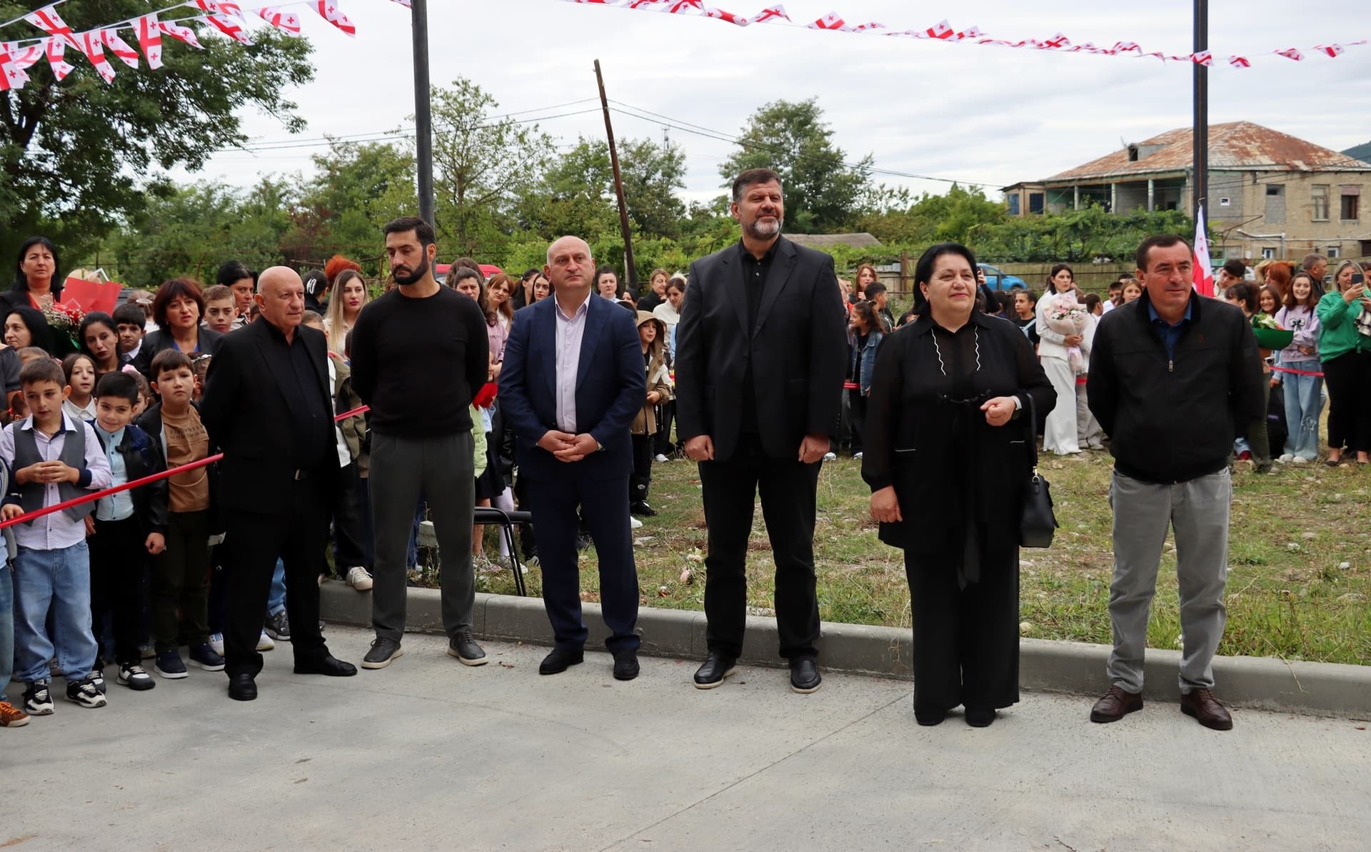 Frontnews image description