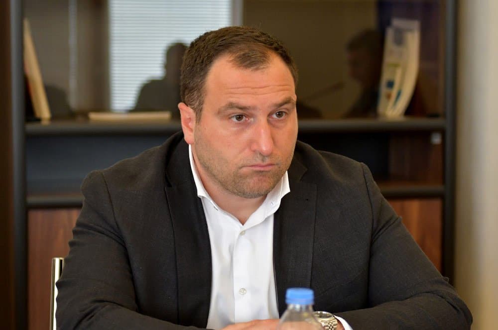 ირაკლი კირცხალია - ეს ადამიანი ყველაფერს აკეთებს, რაც, პირველ რიგში, ქალს არ შეეფერება და შემდეგ პოლიტიკოსს