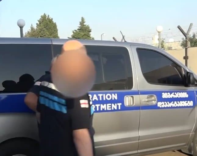 მიგრაციის დეპარტამენტის თანამშრომლებმა უცხო ქვეყნის 12 მოქალაქე დააკავეს