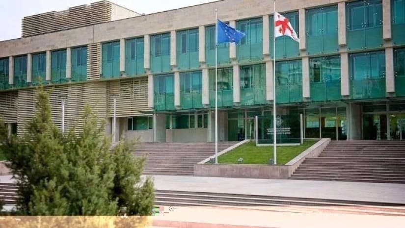 სუსი - უკრაინიდან შემოტანილი ასაფეთქებელი ნივთიერების ერთადერთ საბოლოო ლოკაციად ავლაბრის ტერიტორიაზე მდებარე ერთ-ერთი სახლი ჩანს