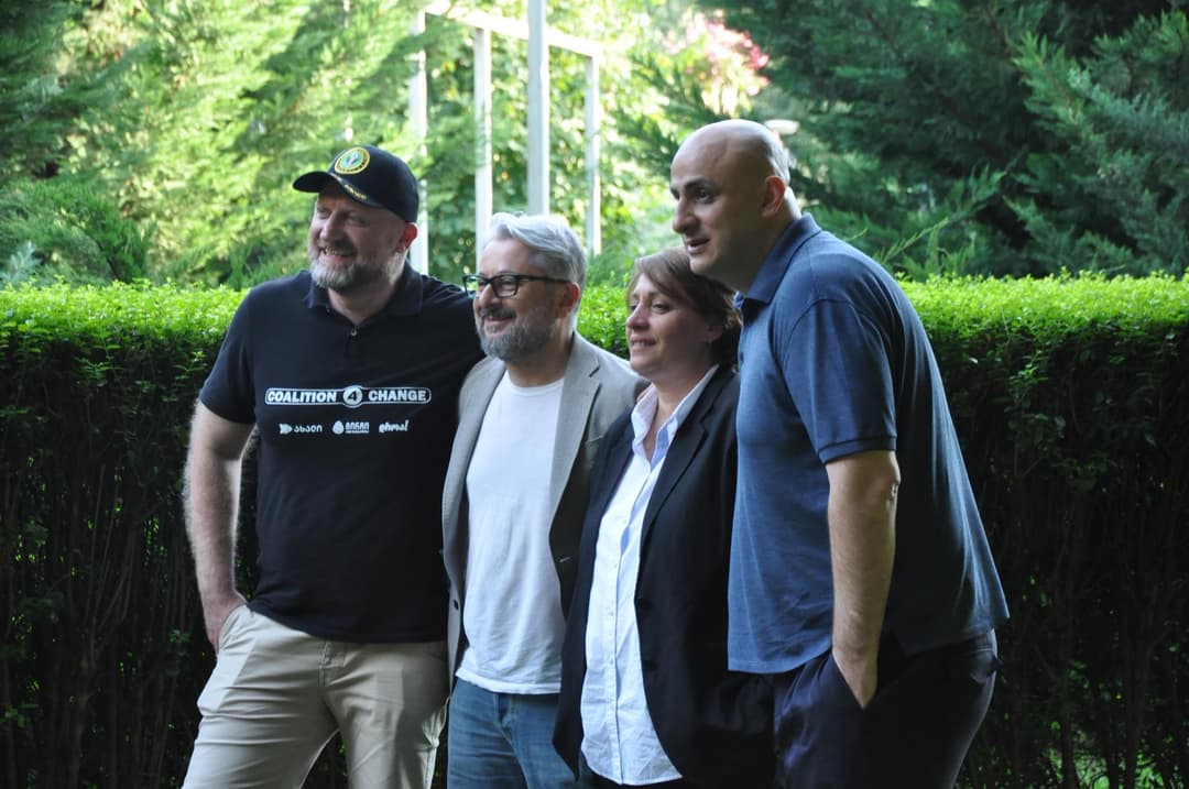 ნიკა გვარამია - ჩვენი კოალიციის გარეთ დარჩენილი ლიდერიც დააპატიმრეს, ახლა უკვე ოთხივე ციხეში ვართ