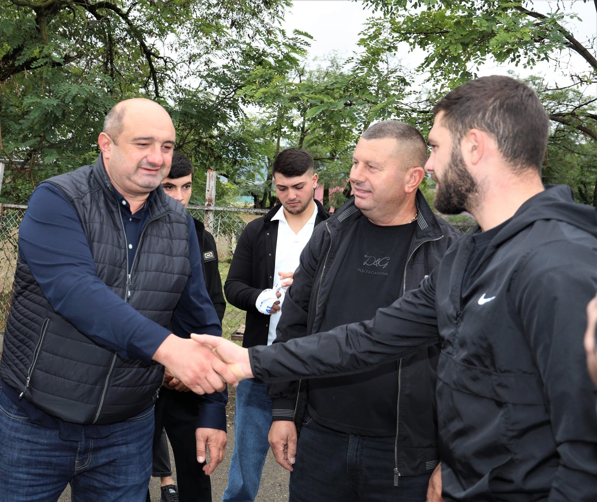 Frontnews image description