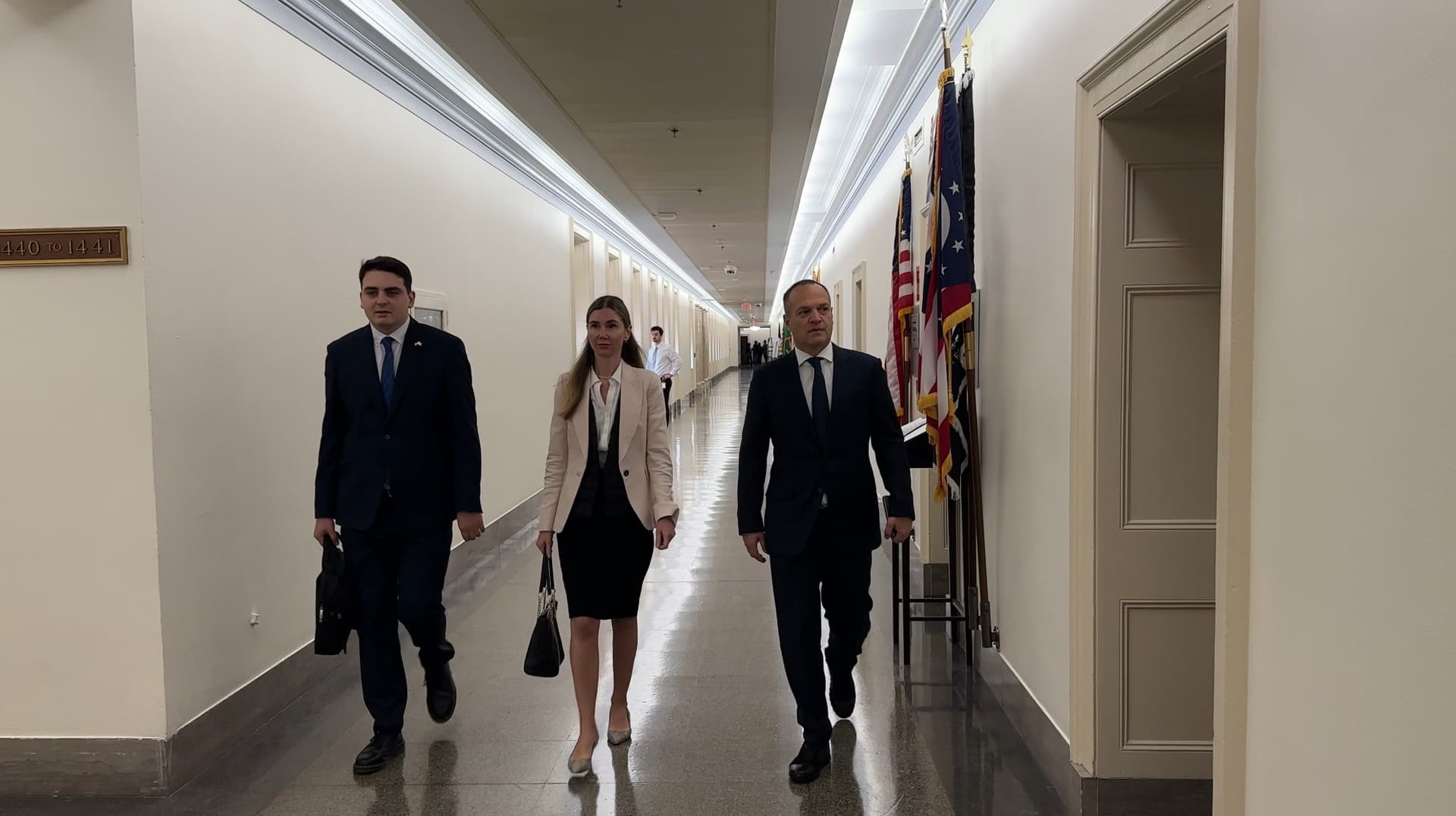 Frontnews image description