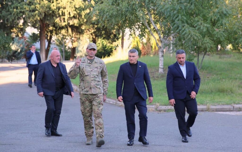 მამუკა მდინარაძემ სპეციალური ოპერაციების დეპარტამენტის პირად შემადგენლობას დეპარტამენტის ახალი ხელმძღვანელი ზურაბ ცისკარიშვილი წარუდგინა