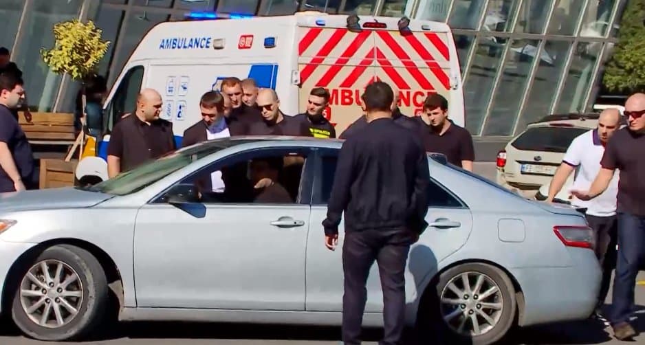 შსს - სასტუმროს ერთ-ერთ ნომერში ჩაკეტილი იყო ერთი პირი, რომელიც პერსონალს სიცოცხლის მოსპობით ემუქრებოდა