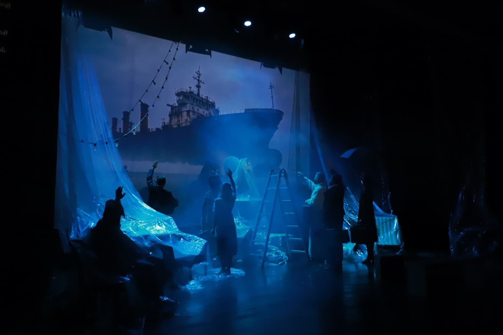 Frontnews image description