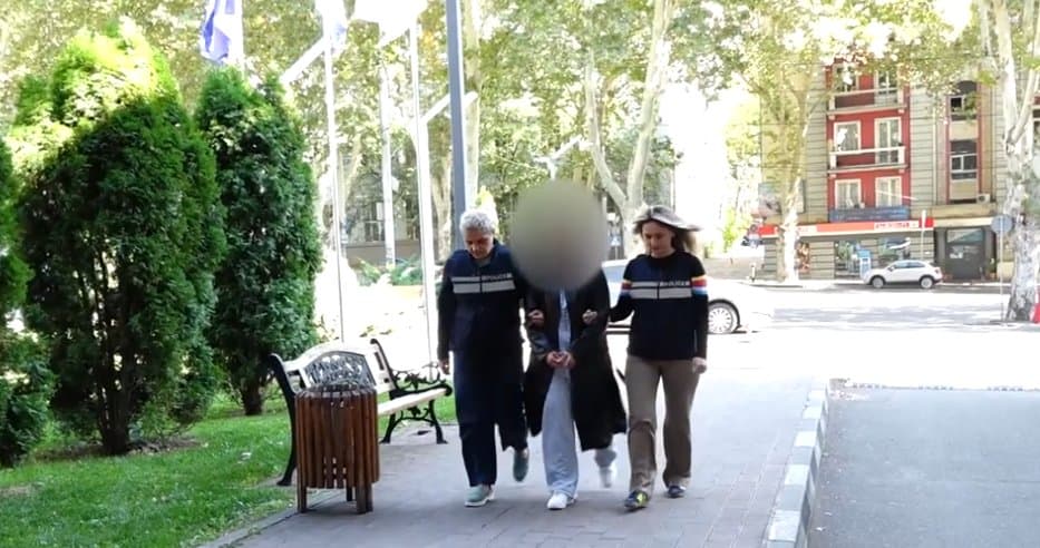 თბილისის აეროპორტში ნარკოდანაშაულის ბრალდებით ძებნილი ეგვიპტის მოქალაქე დააკავეს