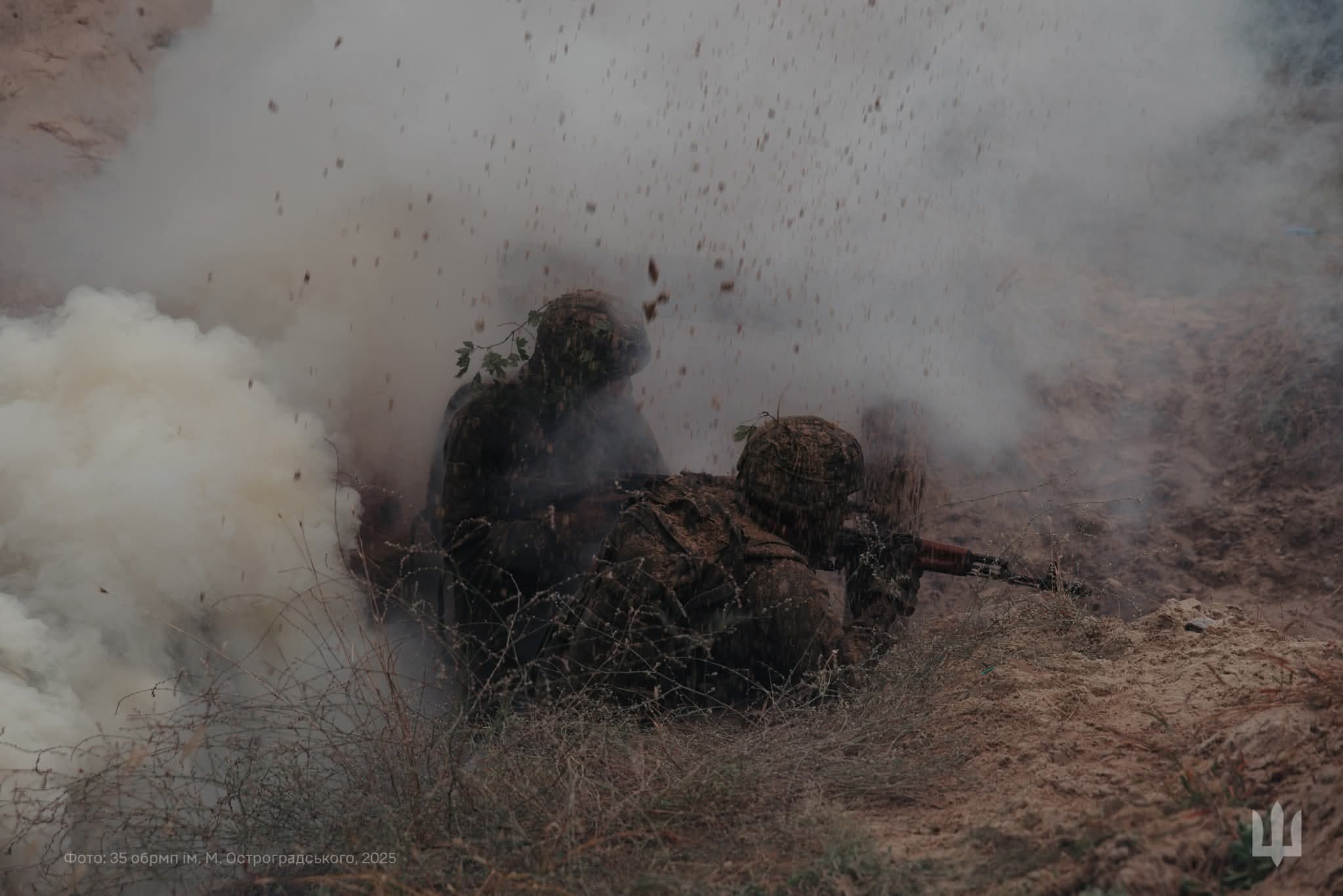 Frontnews image description