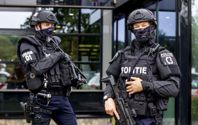 უცნობი დრონები ნატოს კიდევ ორ ქვეყანაში შენიშნეს