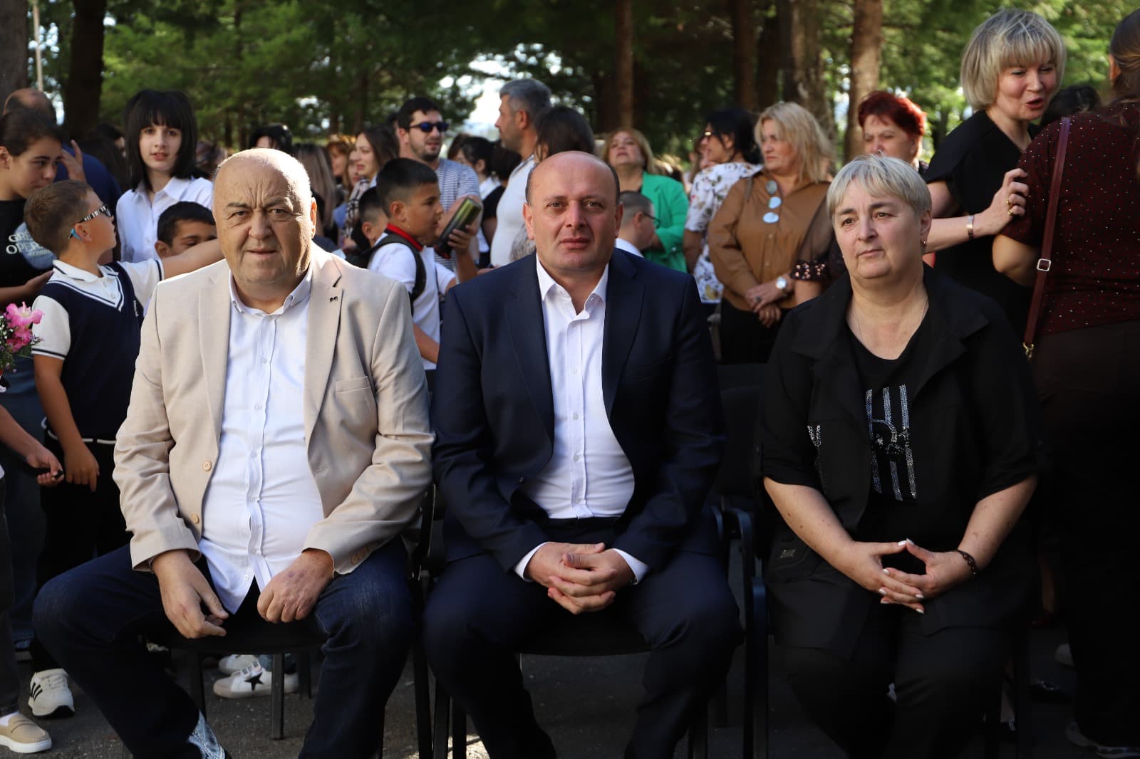 Frontnews image description