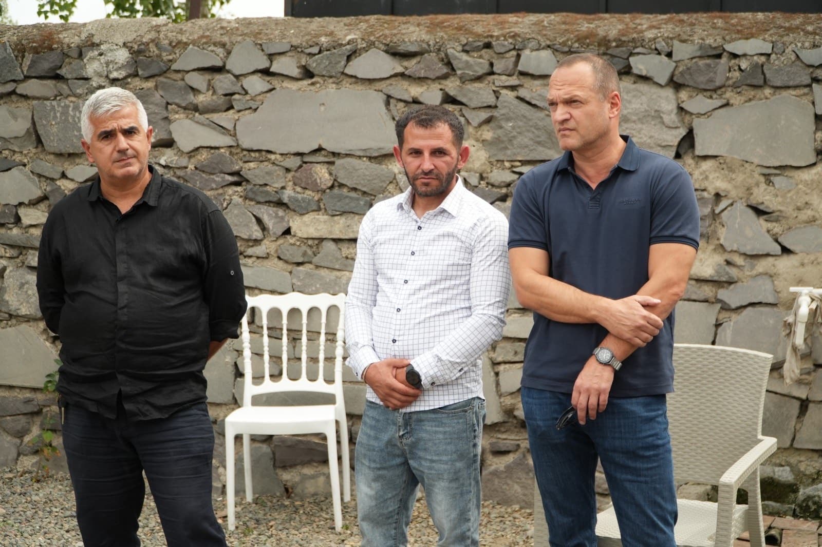 Frontnews image description