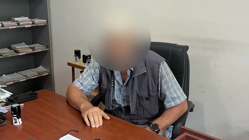 კომერციული მოსყიდვისა და ფსიქოტროპული ნივთიერების შესაძენად რეცეპტის დამზადება-გასაღების ფაქტზე ერთი პირი დააკავეს