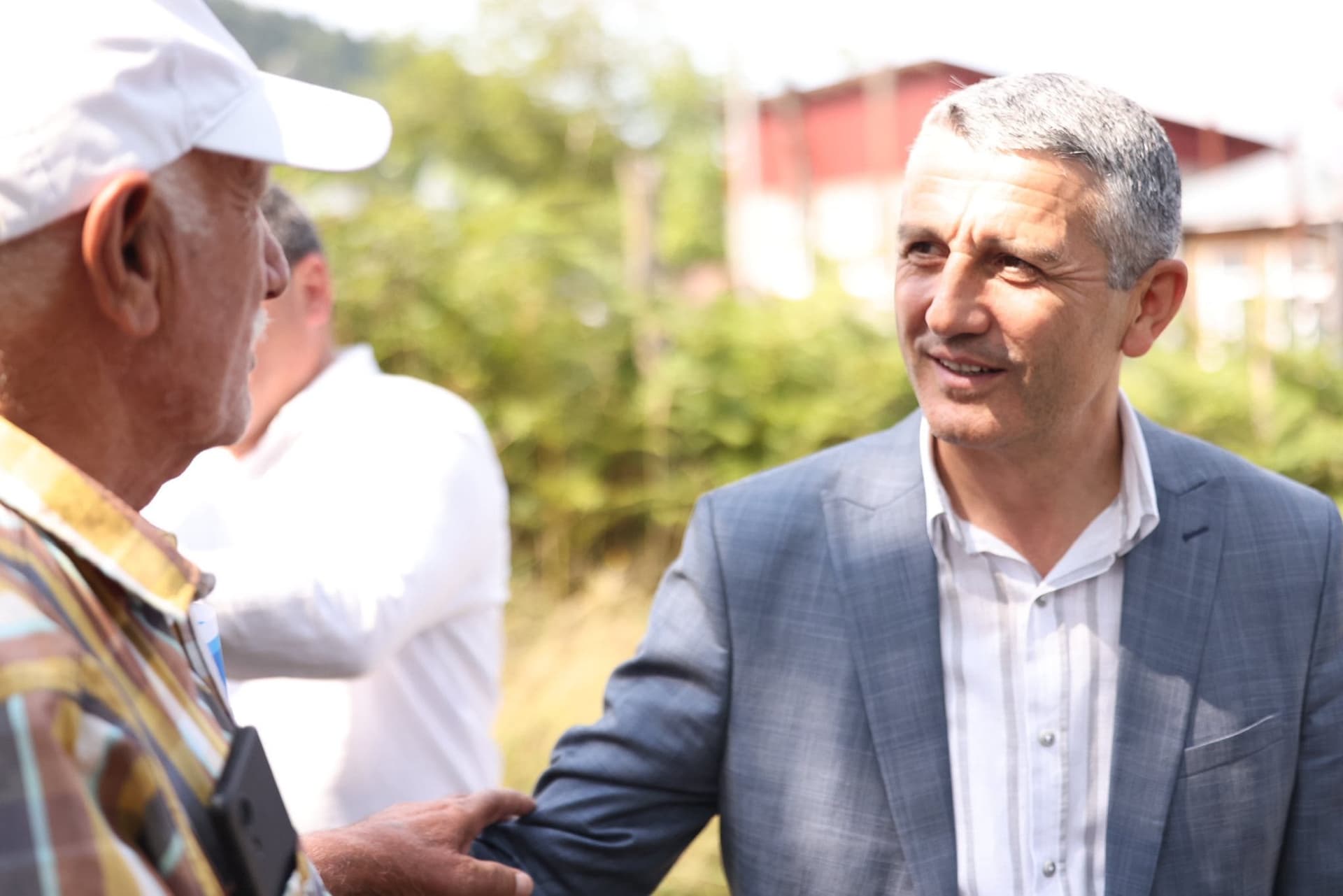 Frontnews image description