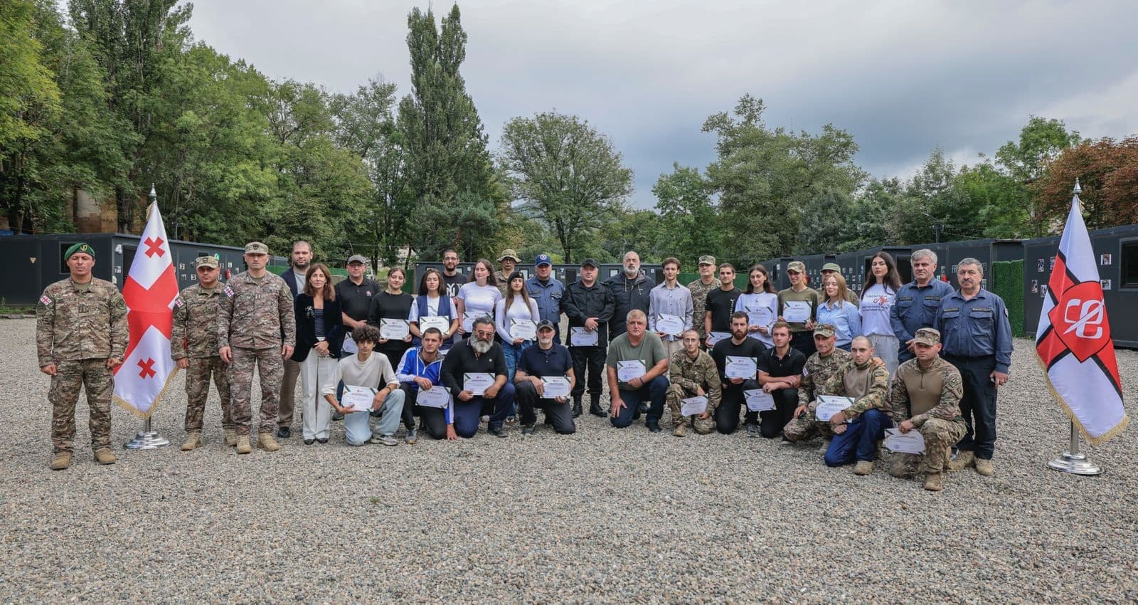 Frontnews image description