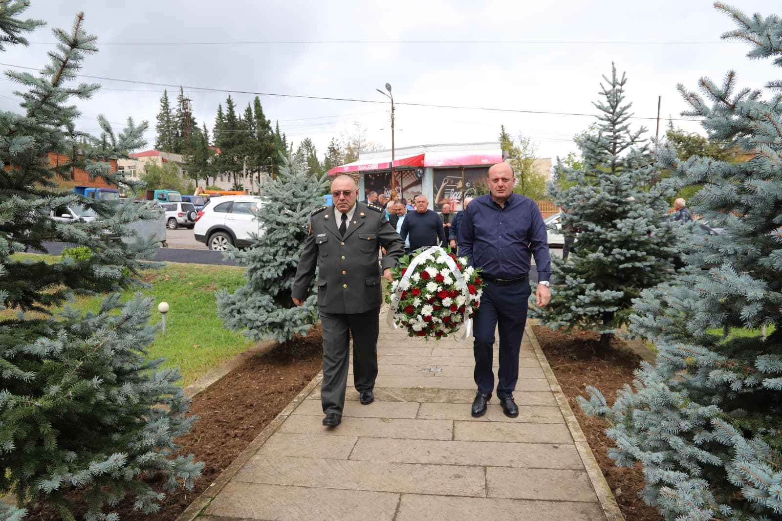 Frontnews image description