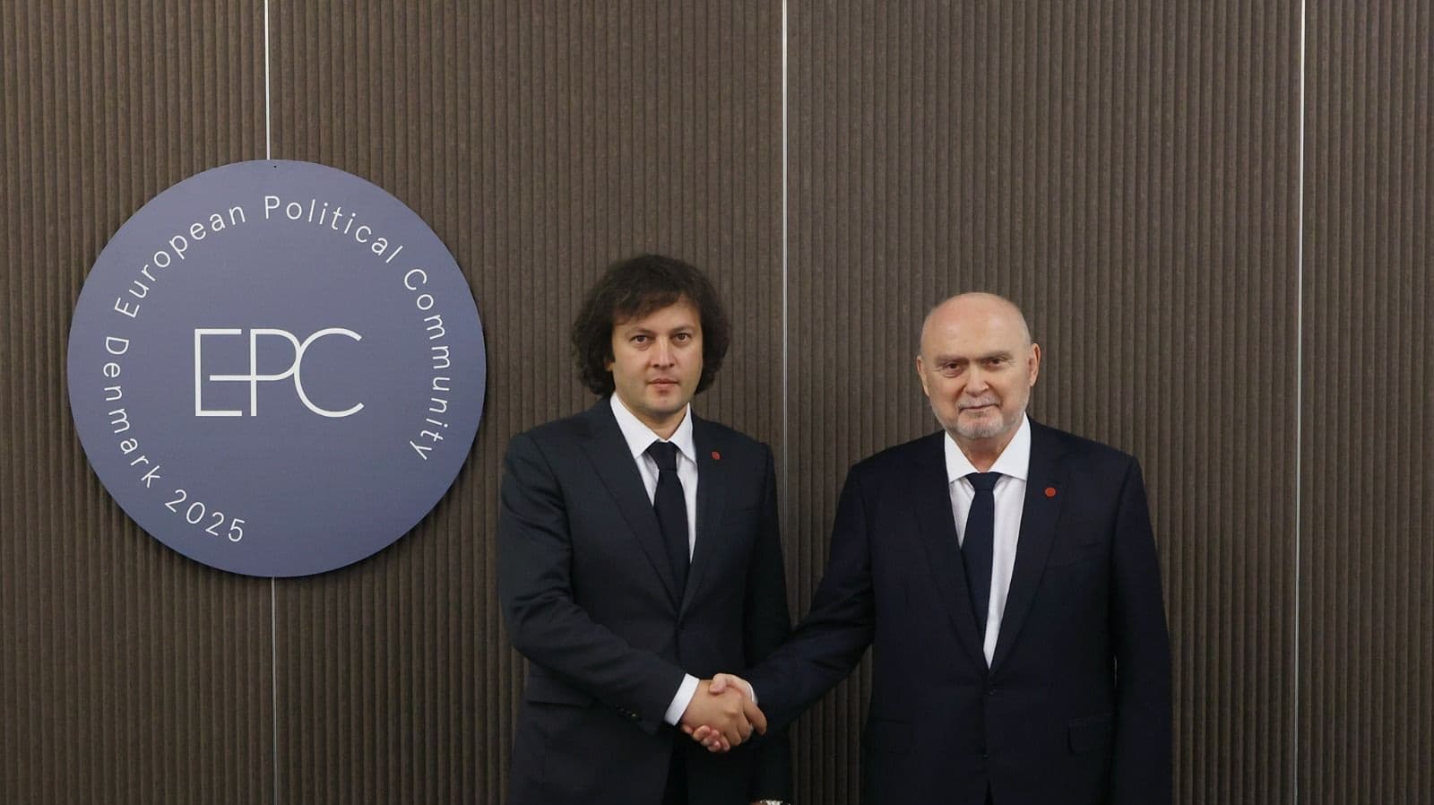 Frontnews image description