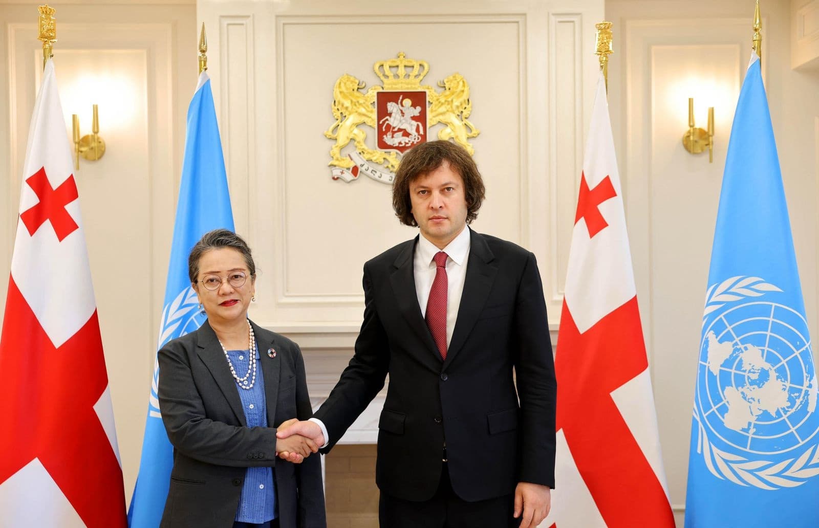 Frontnews image description