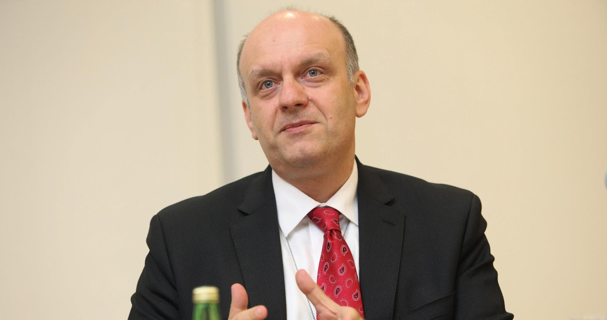 Frontnews image description