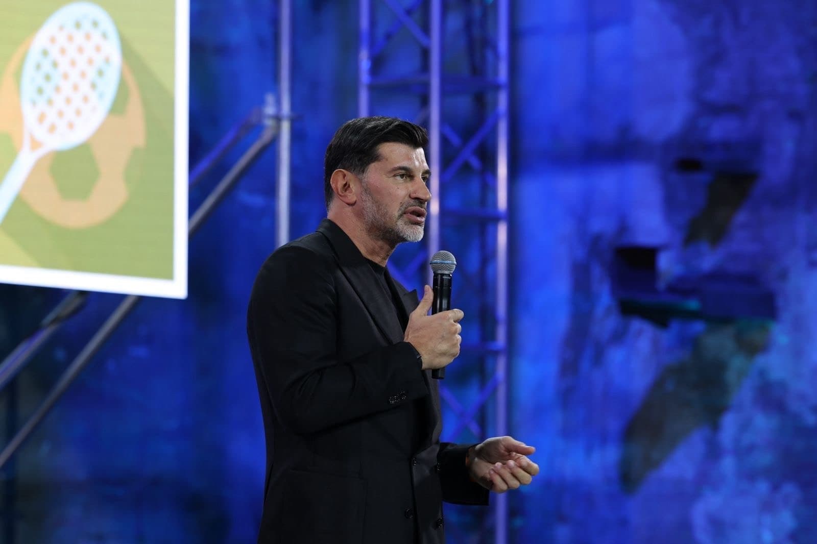 Kaladze, who represents the ruling Georgian Dream – Democratic Georgia party, also dismissed the chances of success for opposition candidates