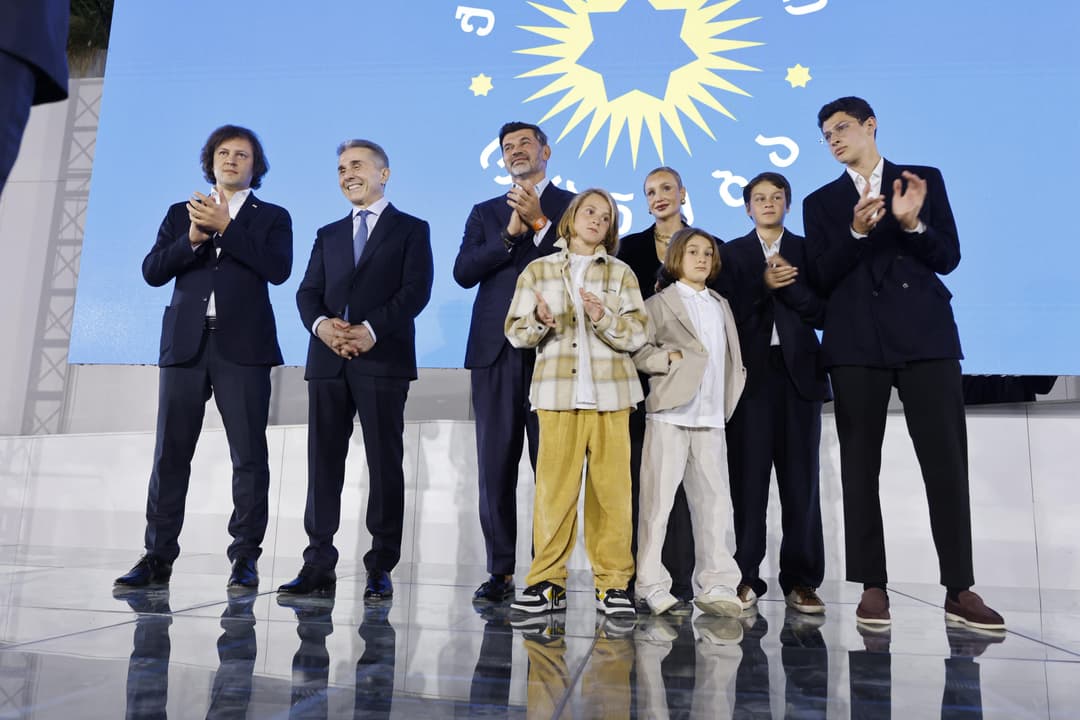 კახა კალაძე - გილოცავთ ყველას ამ შესანიშნავ გამარჯვებას, გპირდებით ამ პატივისცემასა და სიყვარულს ძალიან კარგი საქმეებით დავაბრუნებ