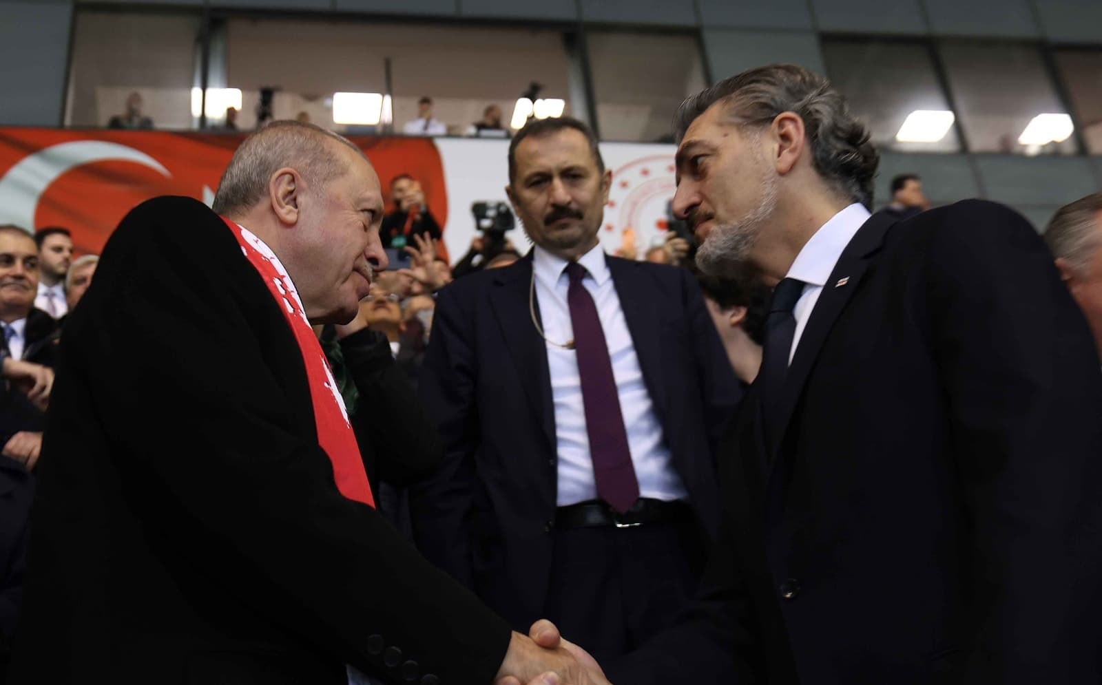 Frontnews image description