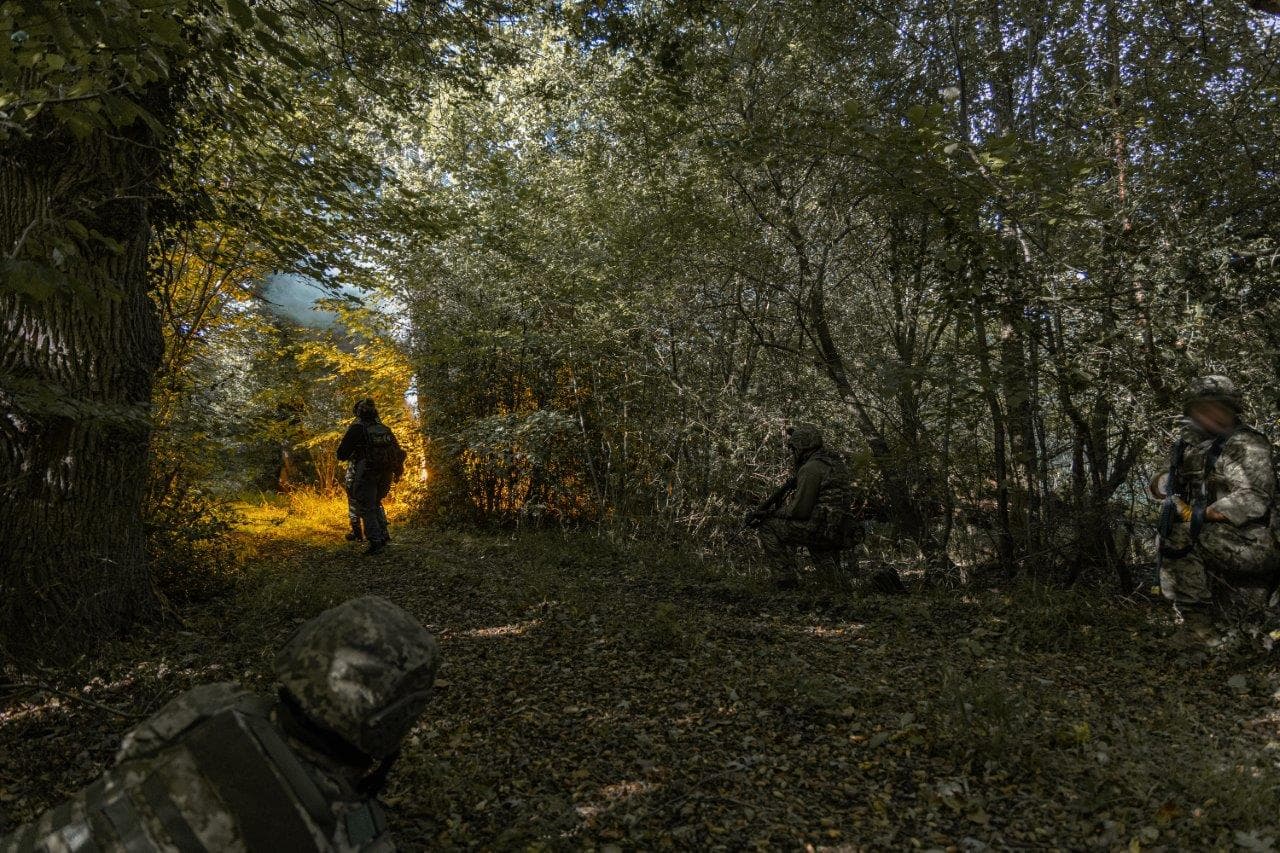 Frontnews image description