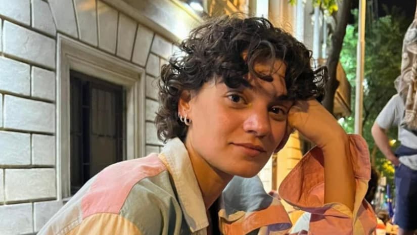 Journalist Keta Tsitskishvili of Formula TV has reported on social media that she was approached and detained by law enforcement officers