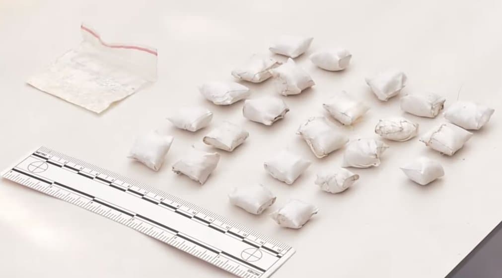 აჭარაში განსაკუთრებით დიდი ოდენობით ნარკოტიკი ამოიღეს - დაკავებულია 2 პირი