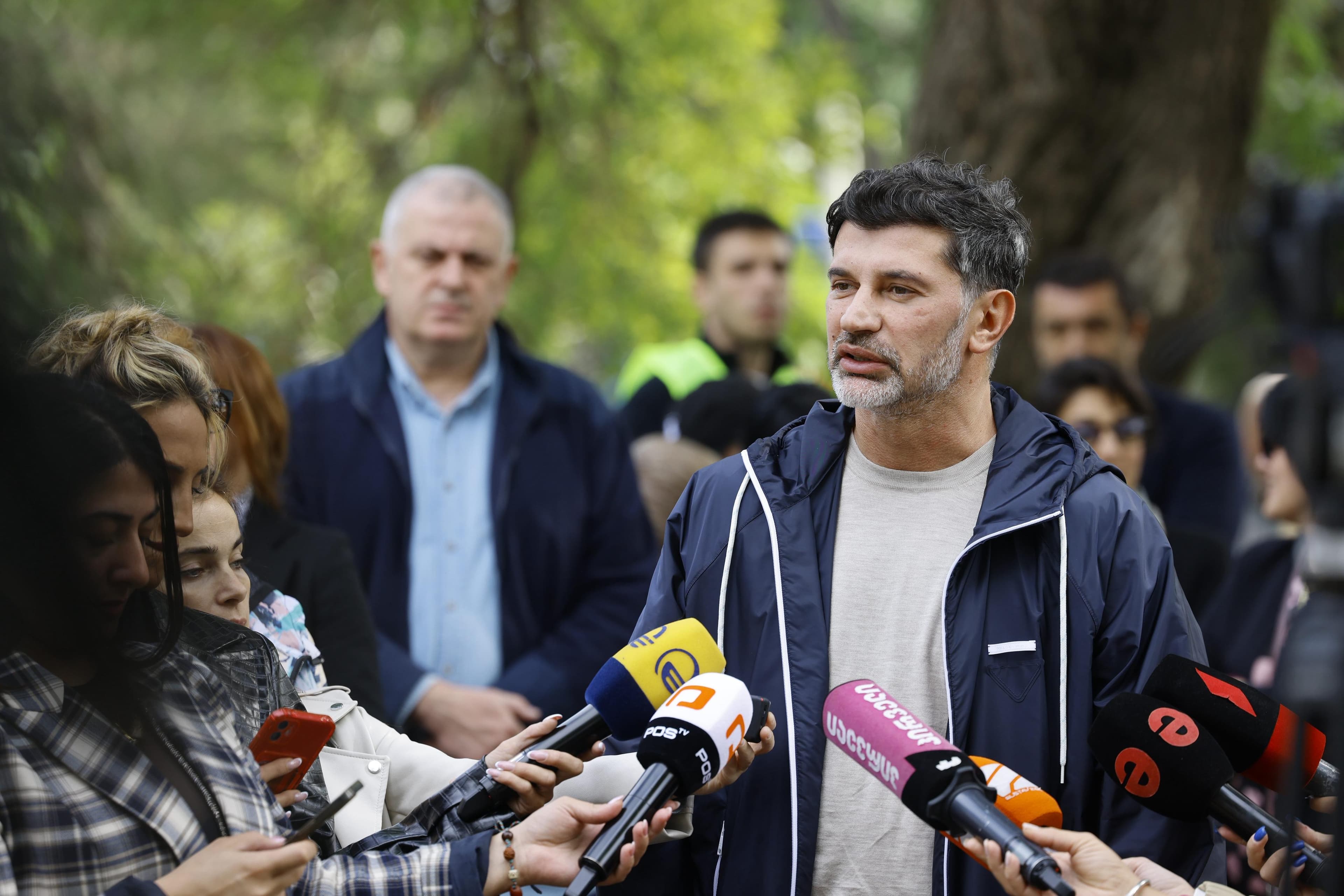 Kaladze argued that society was capable of analyzing the political context both domestically and internationally