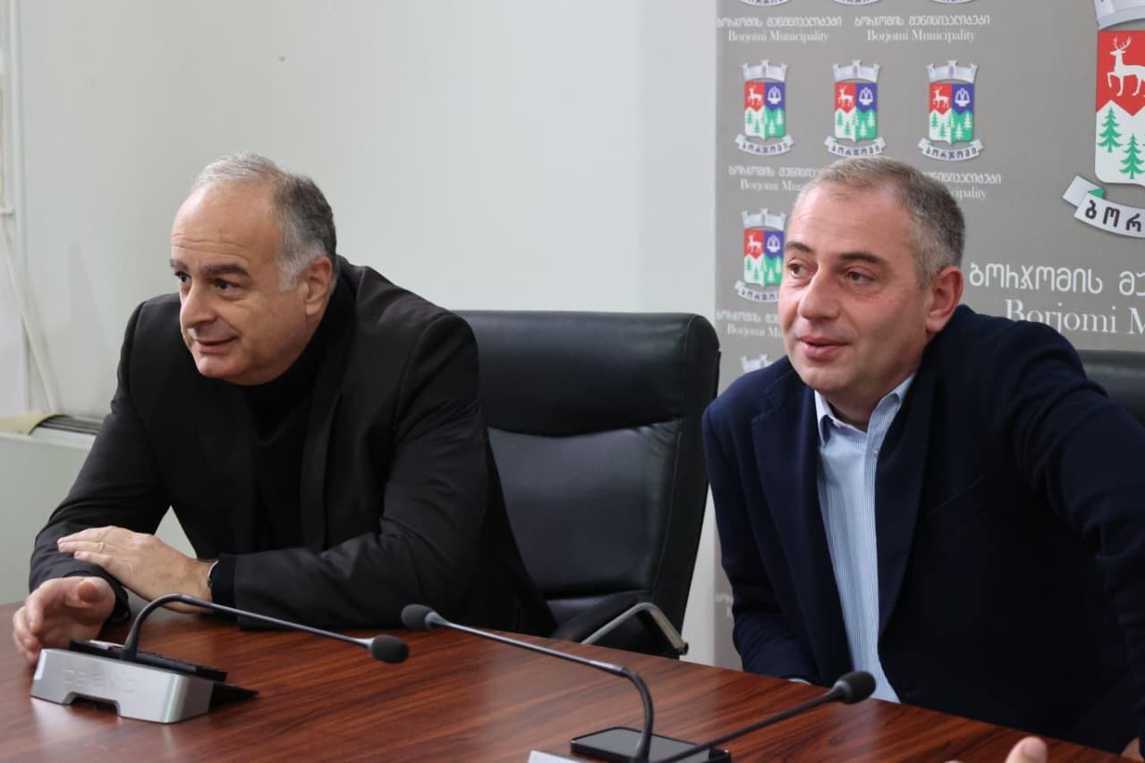 Frontnews image description