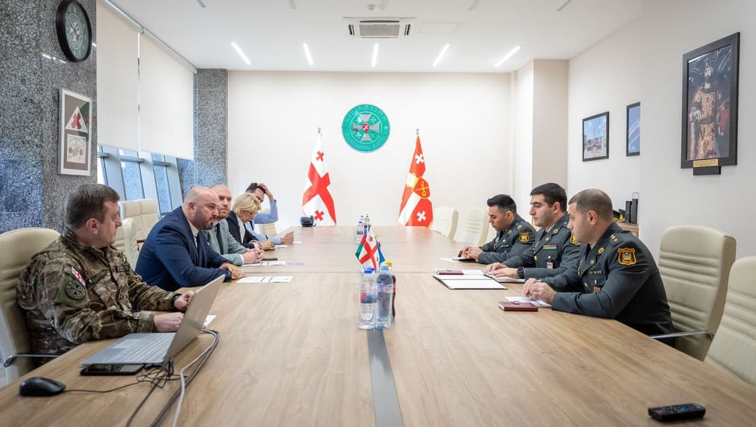 თავდაცვის სამინისტრომ აზერბაიჯანის კიბერუსაფრთხოების სამსახურის წარმომადგენლებს უმასპინძლა