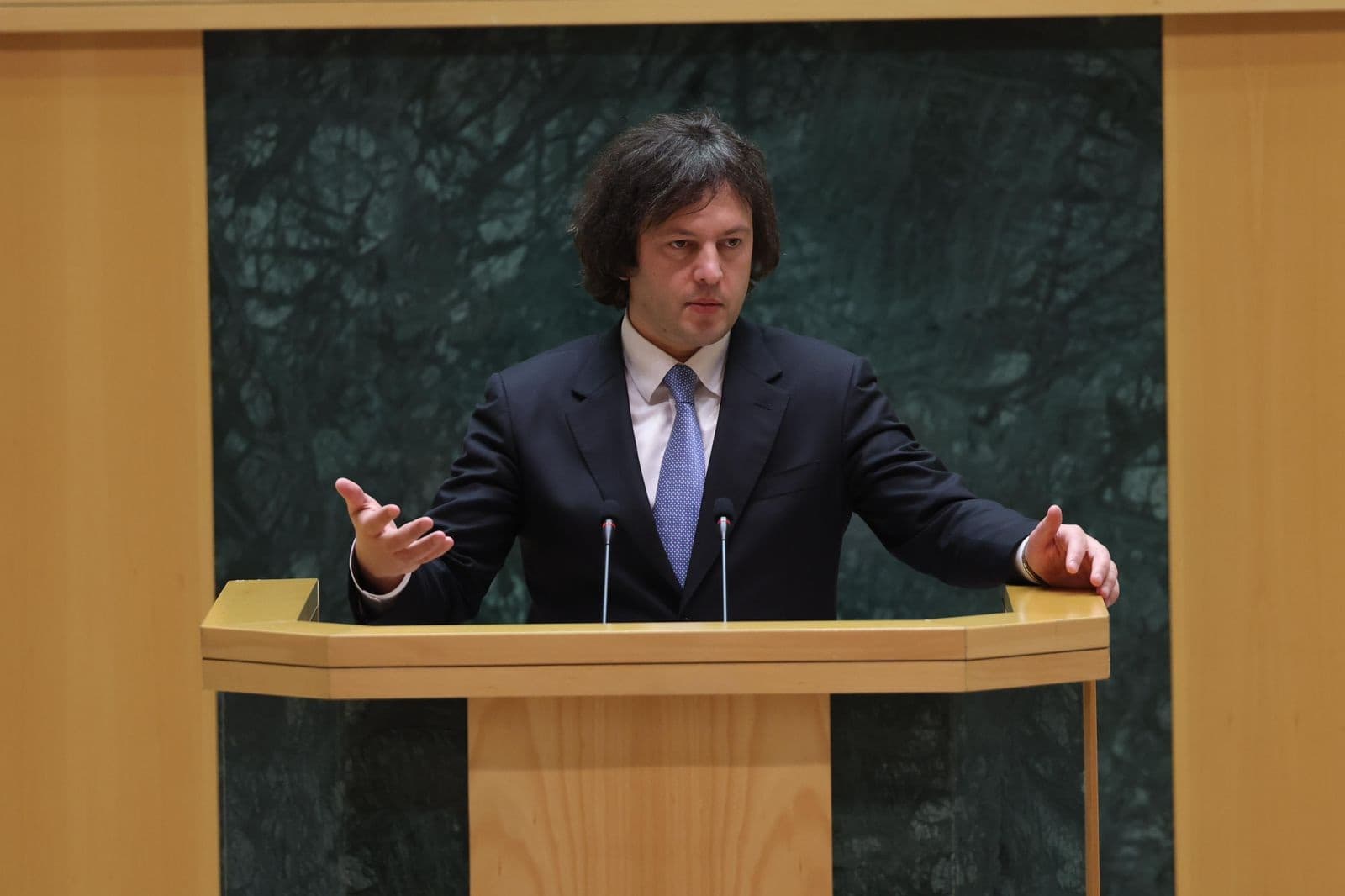 Frontnews image description