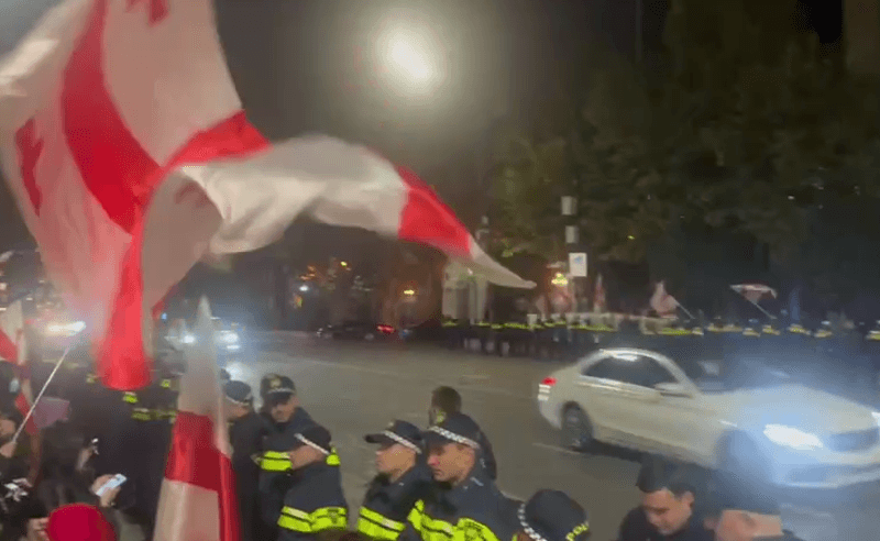 პოლიციამ საპროტესტო აქციის მონაწილეები დღესაც დააკავა