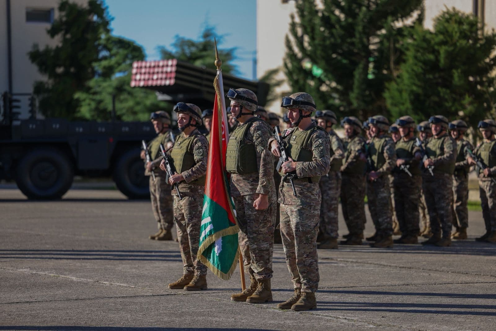 Frontnews image description