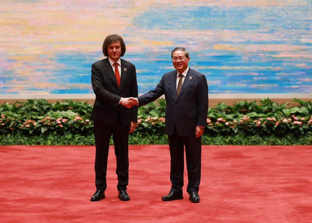 ჩინეთის სახალხო რესპუბლიკის პრემიერ-მინისტრმა ირაკლი კობახიძეს ოფიციალურ ვახშამზე უმასპინძლა