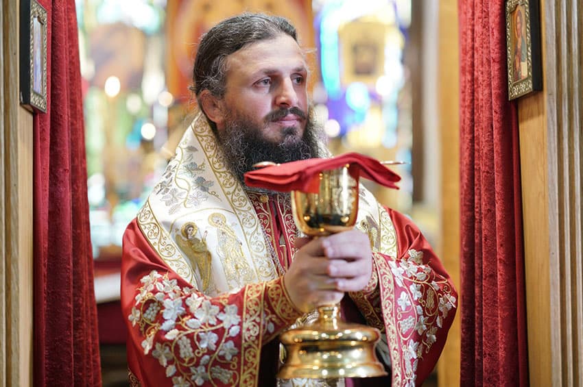 North America’s Bishop Saba: move to close overseas polling stations ‘painful blow’ to Georgian emigrants
