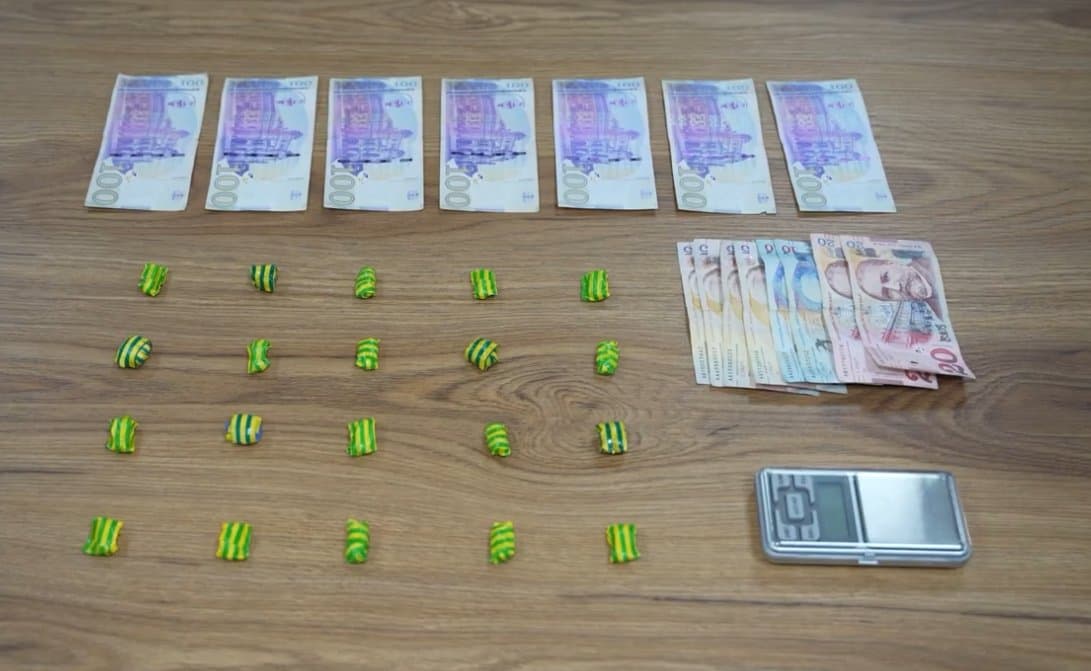 Frontnews image description