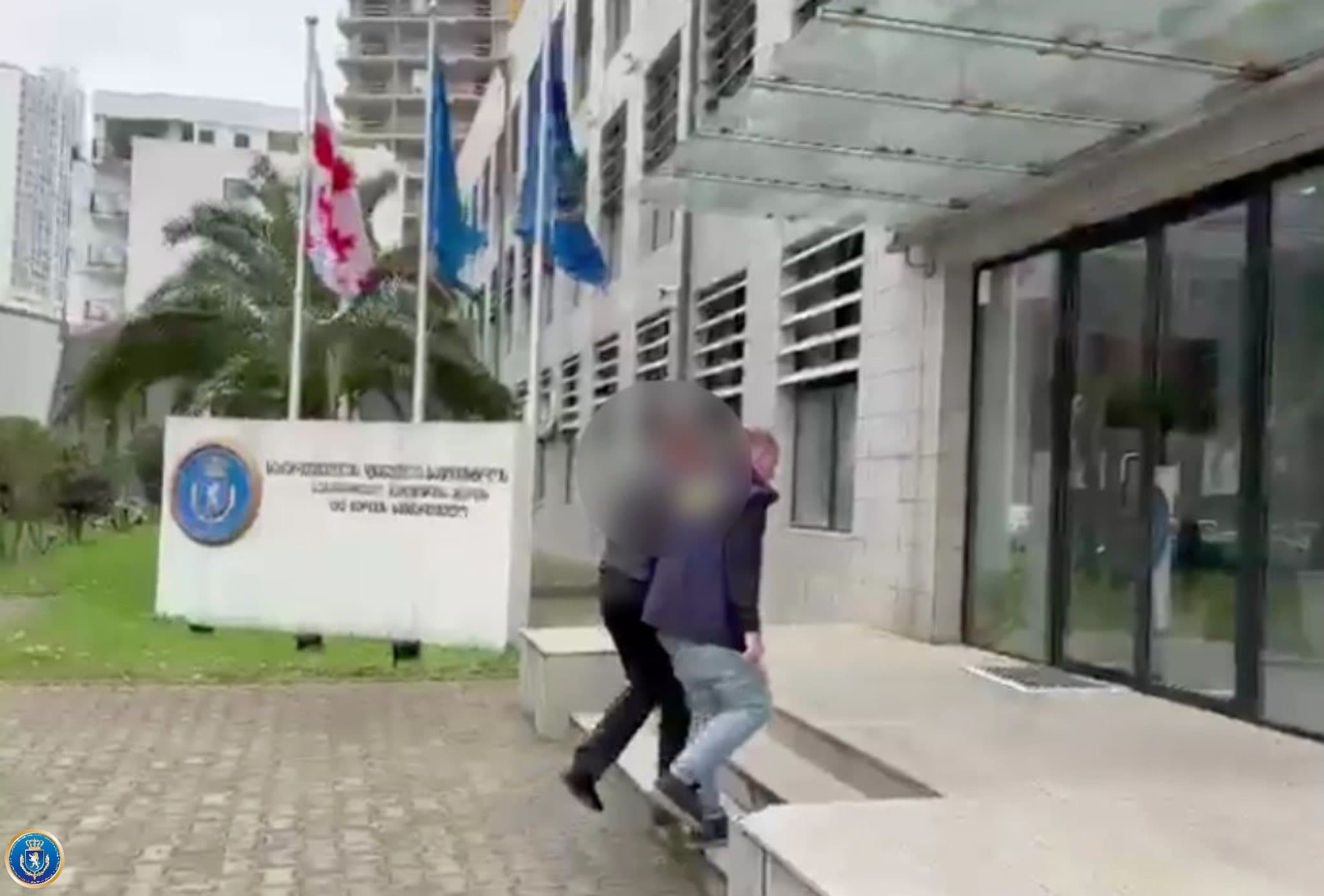 Frontnews image description